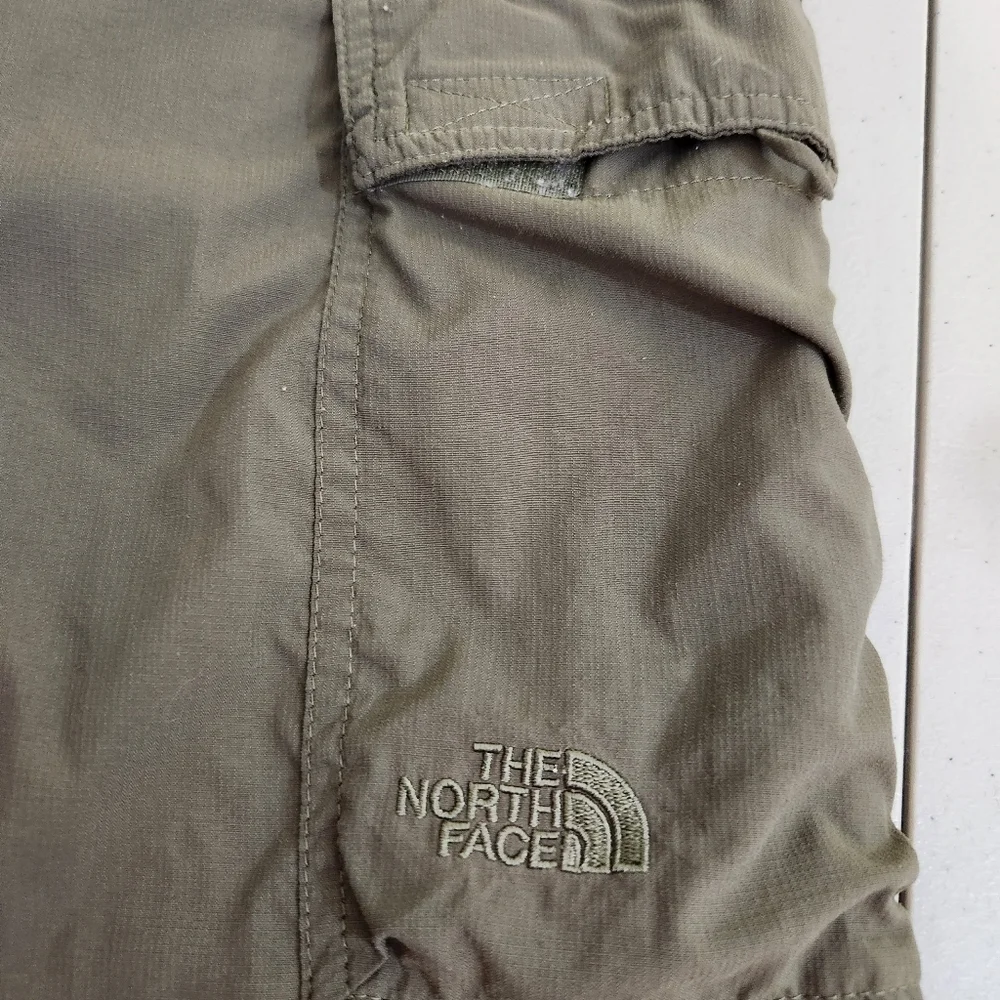 The North Face Mens Stow Pocket Casual Lightweight Cargo Shorts, sz XXL